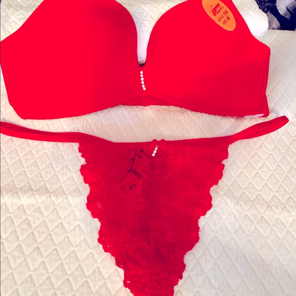 Plus Size Red Matching Bra & String Thong Set